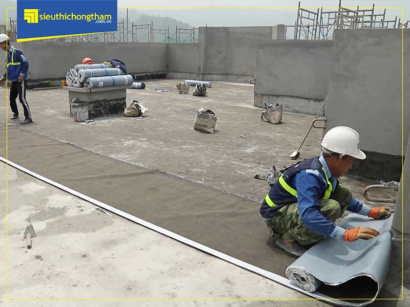 Bảng giá Thi công màng chống thấm tự dính và chế độ bảo hành Thi công màng chống thấm tự dính